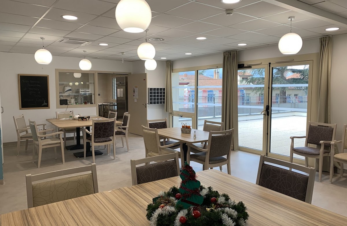 EHPAD public de Mornant - Photo 5 sur 5 - Environnement et extérieurs