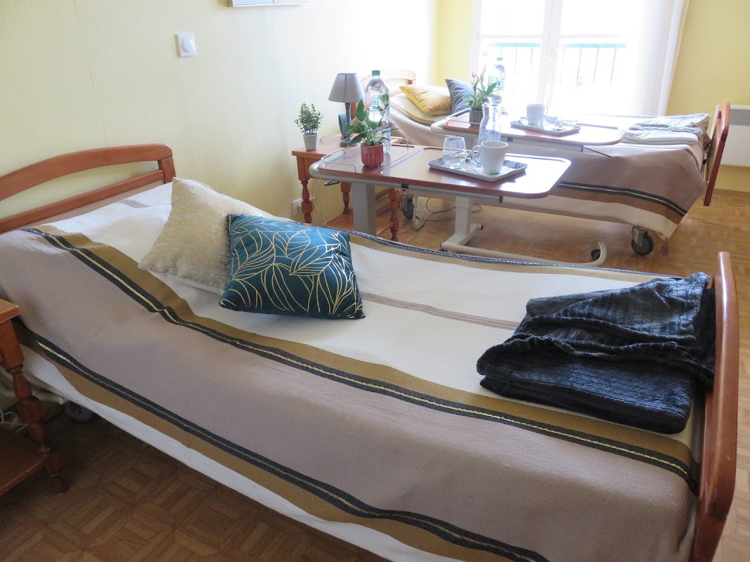 EHPAD du Val d'Auron - Photo 3 sur 5 - Chambres et hébergement