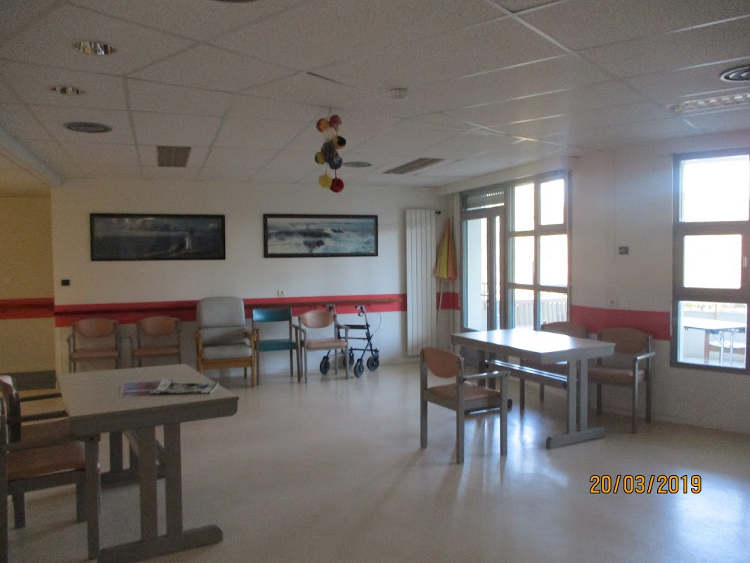 EHPAD Les trois fontaines - Photo 3 sur 5 - Chambres et hébergement