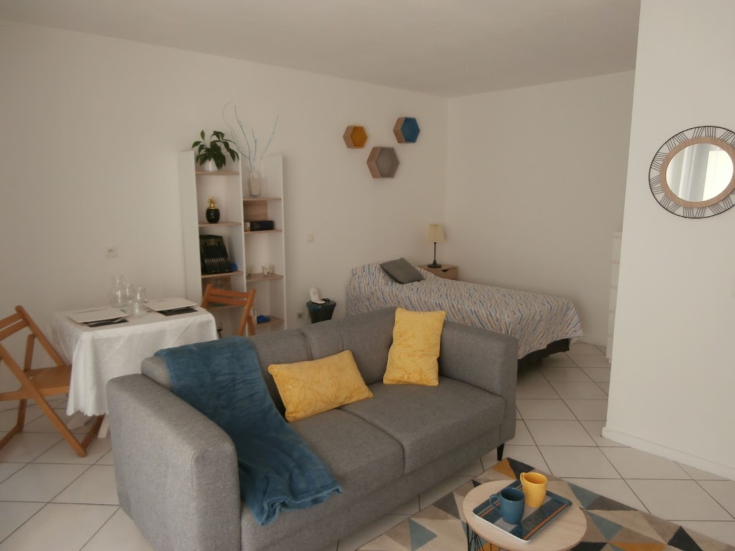 RESIDENCE AUTONOMIE RES.ILES DE LERINS - Photo 5 sur 5 - Environnement et extérieurs