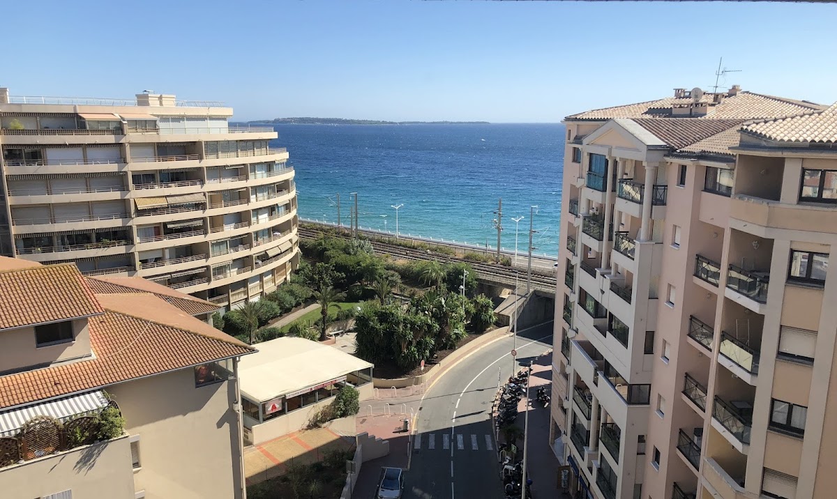 Photo de RESIDENCE AUTONOMIE RES.ILES DE LERINS, Résidence autonomie à CANNES