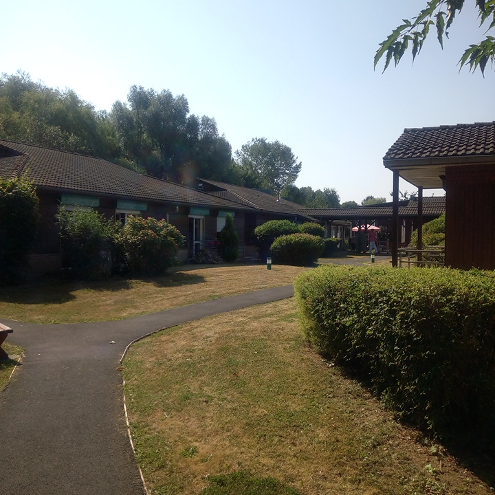 EHPAD Site Centre de santé - Photo 3 sur 5 - Chambres et hébergement