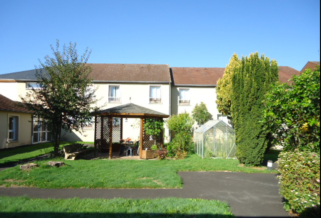 EHPAD Les Bouquets - Photo 3 sur 5 - Chambres et hébergement