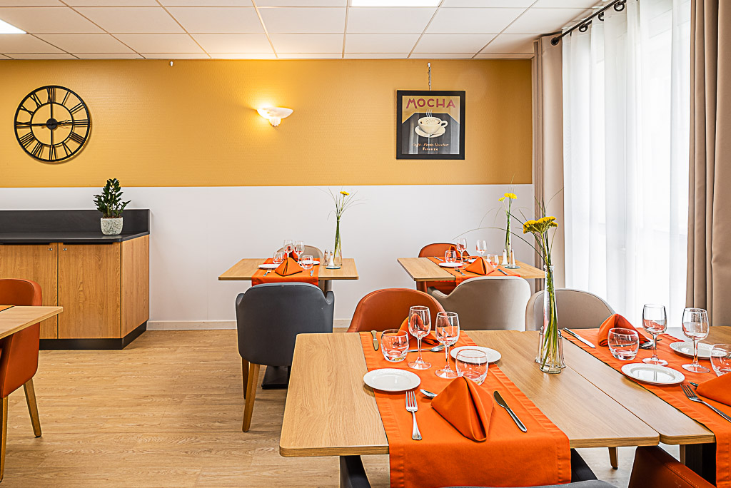 EHPAD Résidence Automne Bollée Chanzy - Photo 3 sur 5 - Chambres et hébergement