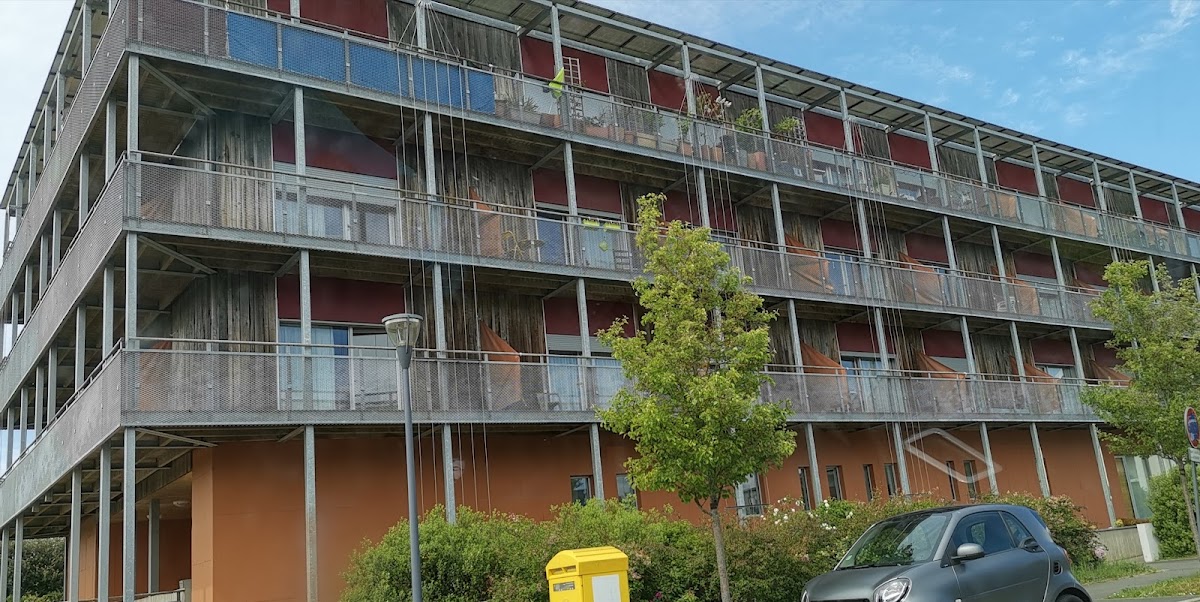 EHPAD Les Champs Bleus - Photo 2 sur 3 - Intérieur et espaces communs