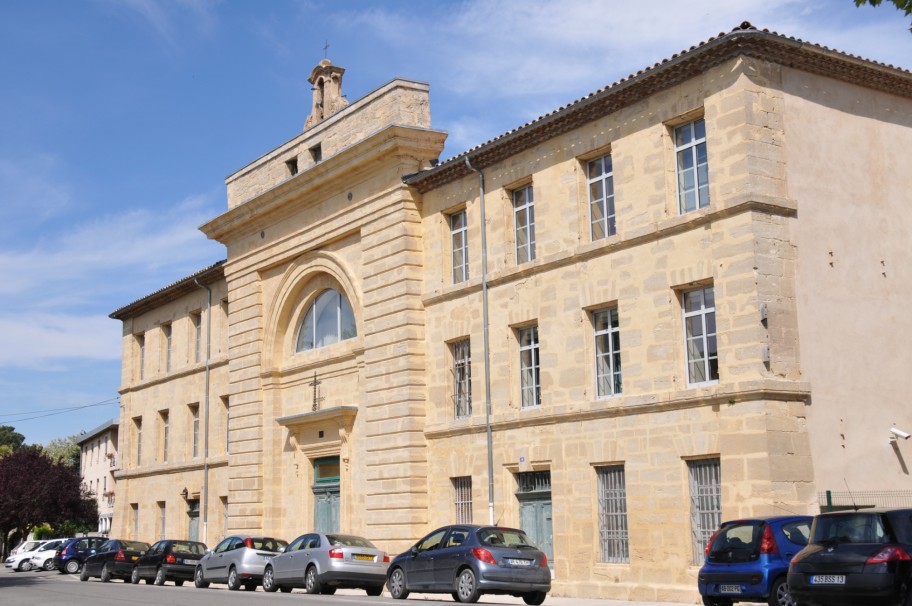 Photo de EHPAD Saint Thomas de Villeneuve, EHPAD à LAMBESC