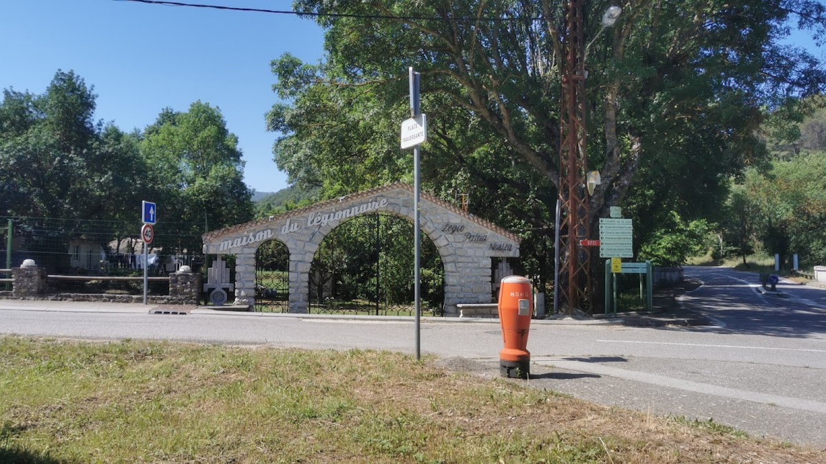 LA MAISON DU LEGIONNAIRE - Photo 2 sur 5 - Intérieur et espaces communs