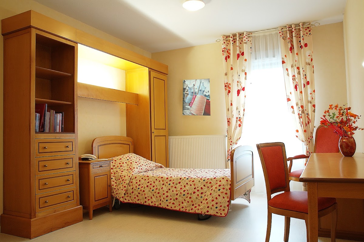 EHPAD Saint-Louis du Golfe - Photo 2 sur 5 - Intérieur et espaces communs