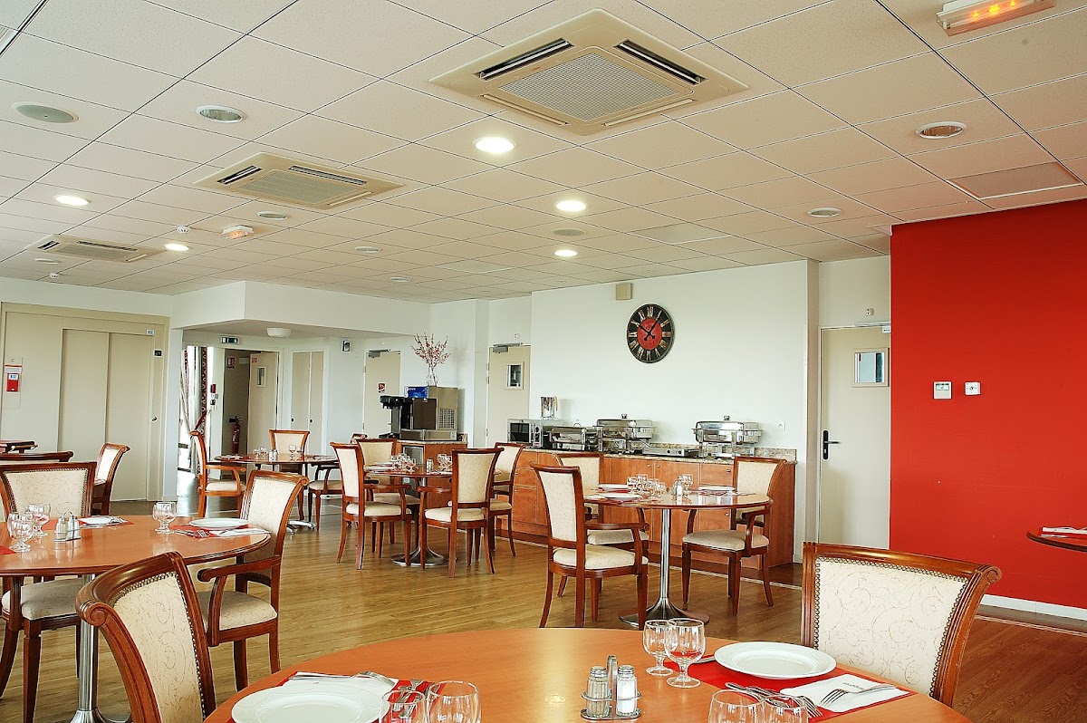 EHPAD Saint-Louis du Golfe - Photo 3 sur 5 - Chambres et hébergement