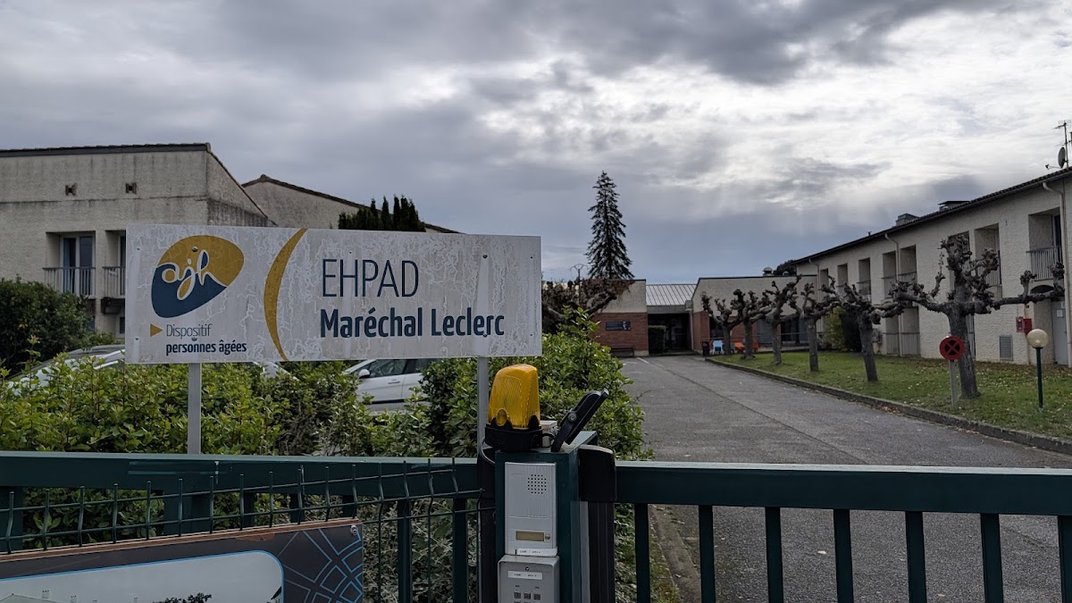 EHPAD Maréchal Leclerc - Photo 5 sur 5 - Environnement et extérieurs