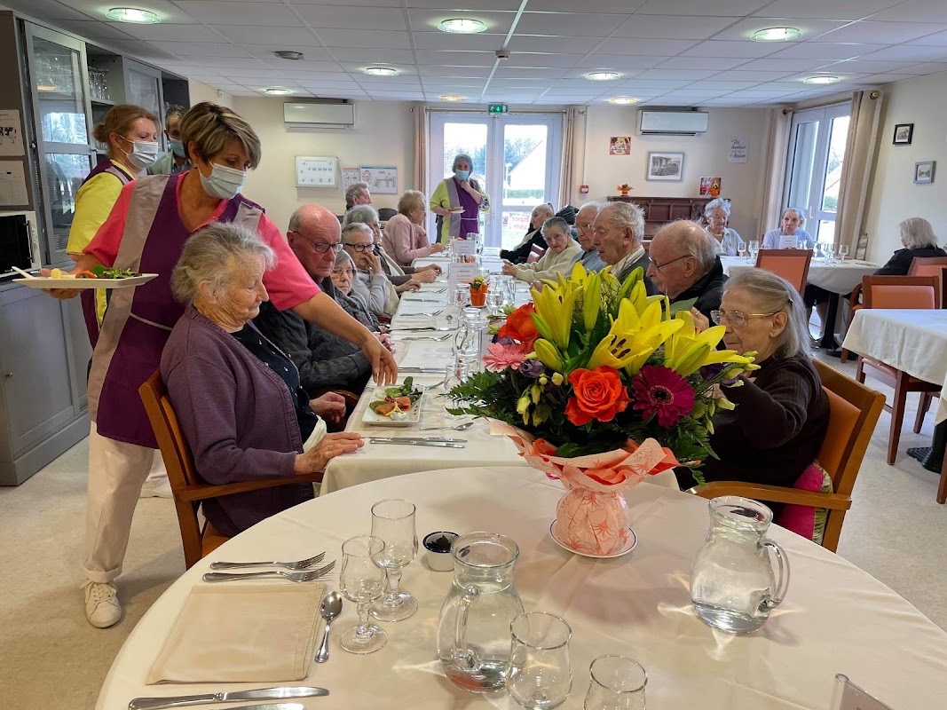Photo de EHPAD Résidence aquarelle, EHPAD à LA BAZOCHE GOUET