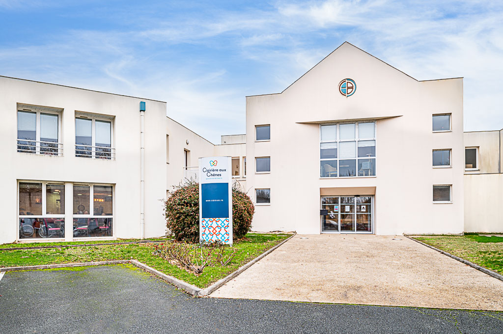 Photo de EHPAD Korian La Clairière aux chênes, EHPAD à CHASSENEUIL DU POITOU