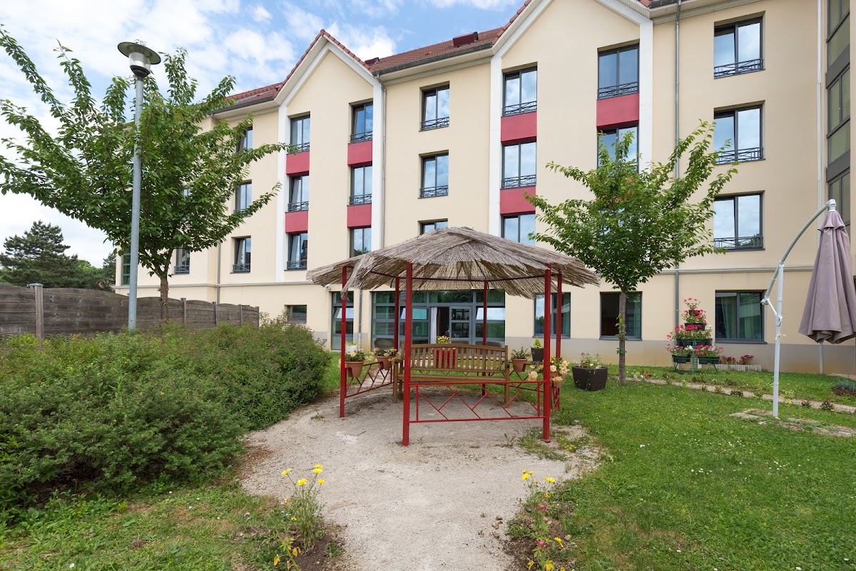 EHPAD Résidence de la Miotte - Photo 2 sur 5 - Intérieur et espaces communs