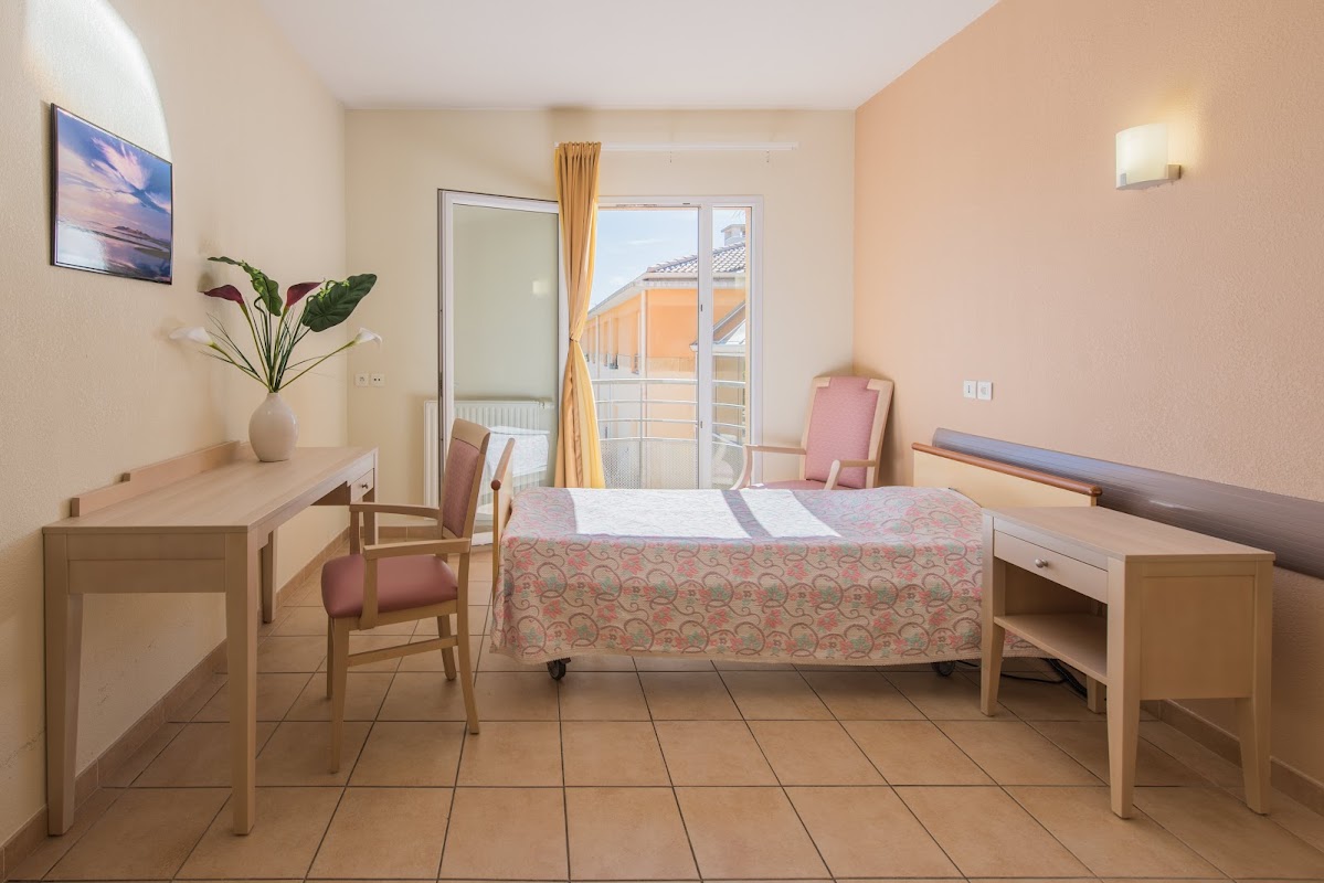 EHPAD Les Opalines - Photo 2 sur 5 - Intérieur et espaces communs