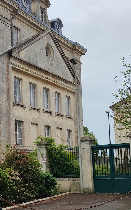 EHPAD de Saint-Martin - Photo 3 sur 5 - Chambres et hébergement