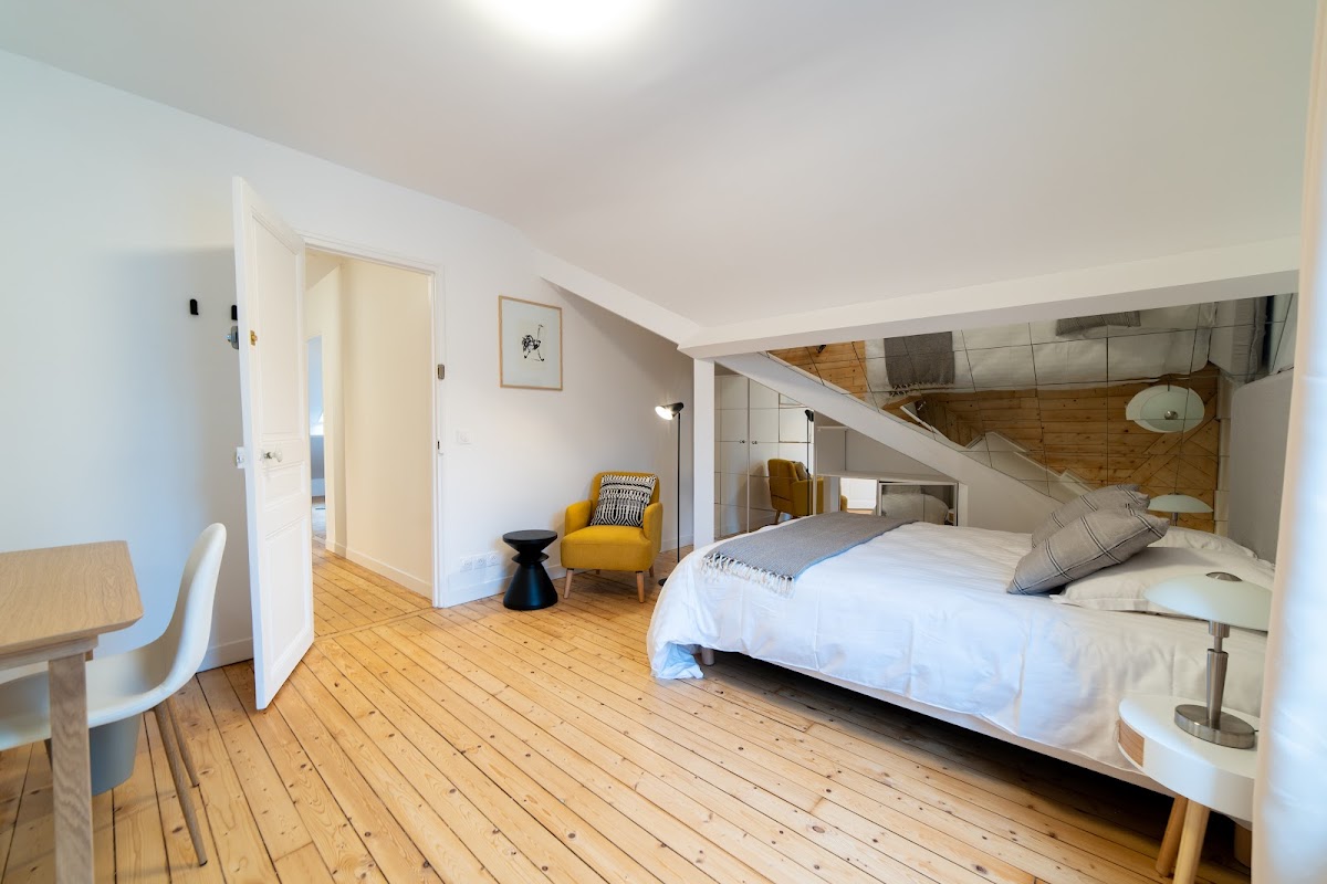 Logement Grenelle - Photo 2 sur 5 - Intérieur et espaces communs