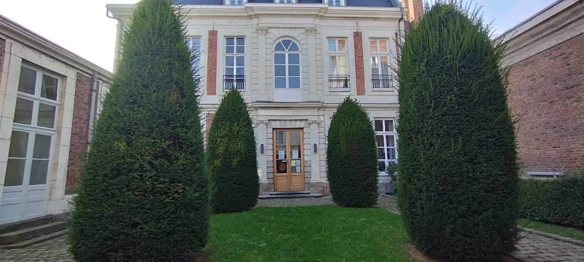 Accueil de jour Crépin Roland - Photo 5 sur 5 - Environnement et extérieurs