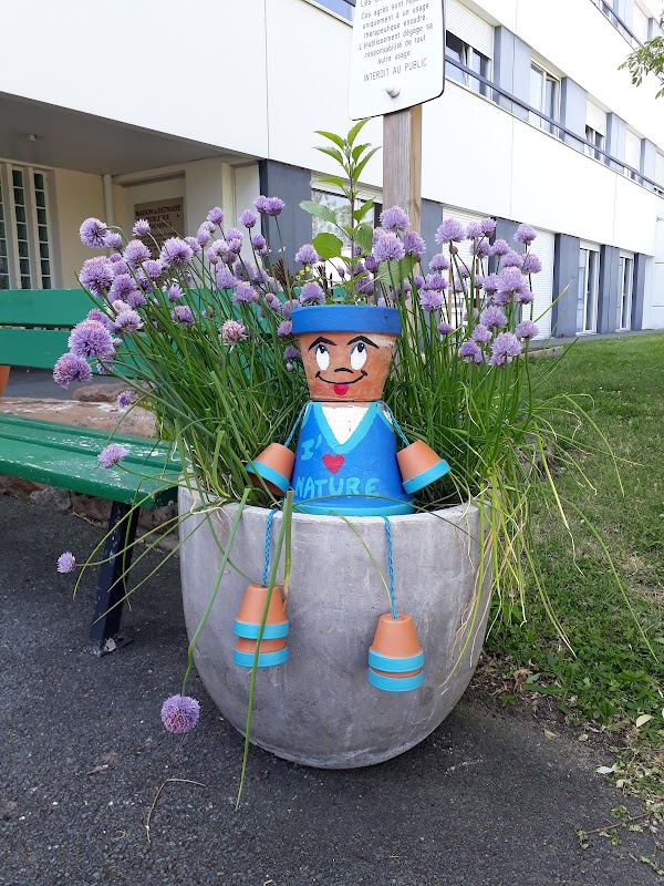 EHPAD Les Bords de Sarthe - Photo 3 sur 3 - Chambres et hébergement