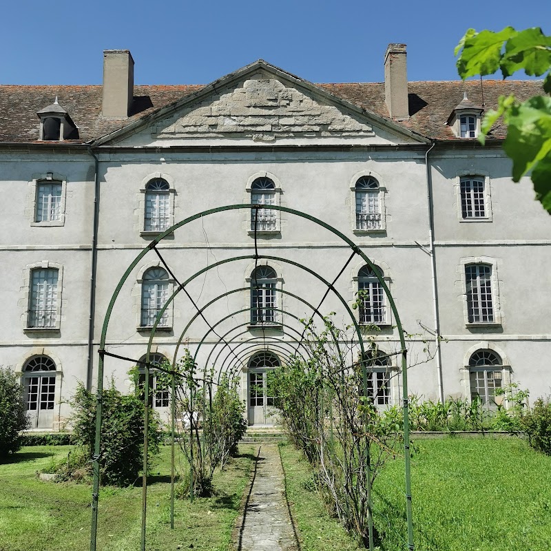 EHPAD d'Ébreuil - Photo 3 sur 5 - Chambres et hébergement