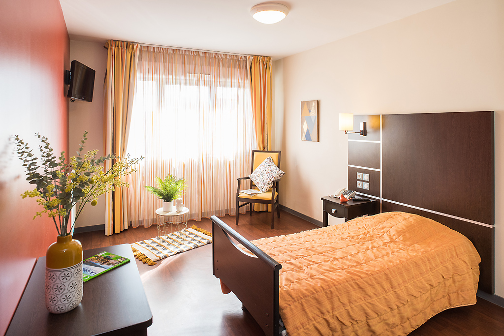 EHPAD Korian Val Pré - Photo 2 sur 5 - Intérieur et espaces communs