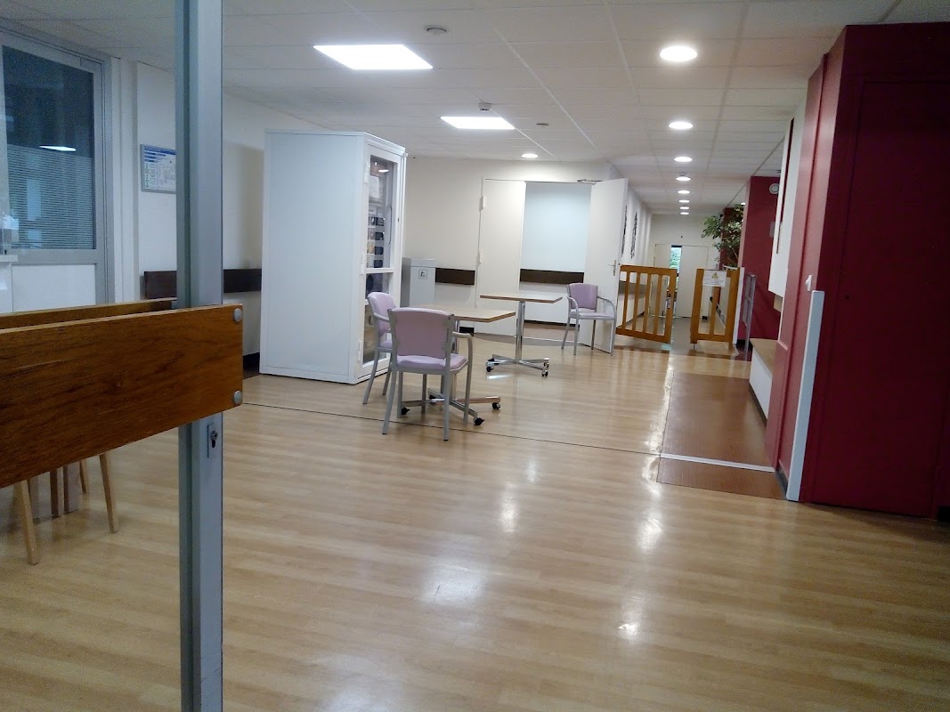 EHPAD Centre hospitalier de Dijon - Champmaillot - Photo 3 sur 5 - Chambres et hébergement