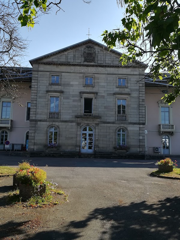EHPAD Mont-Châtel - Photo 2 sur 3 - Intérieur et espaces communs