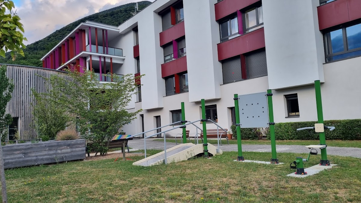 EHPAD Résidence le Chant du Ravinson - Photo 2 sur 5 - Intérieur et espaces communs