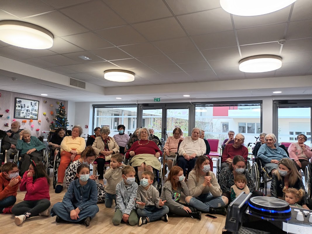 Photo de EHPAD Résidence du Val-de-Gères, EHPAD à SURGERES