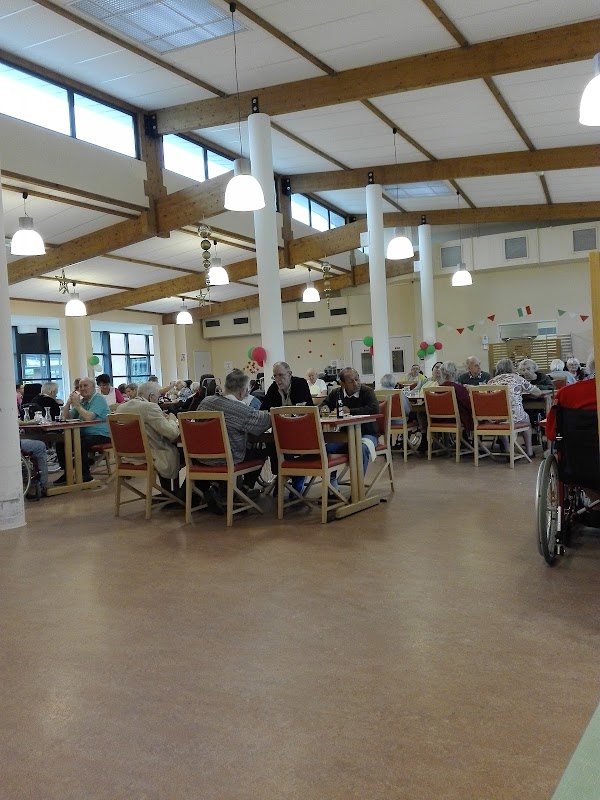 EHPAD L'Orée des Pins - Photo 3 sur 5 - Chambres et hébergement