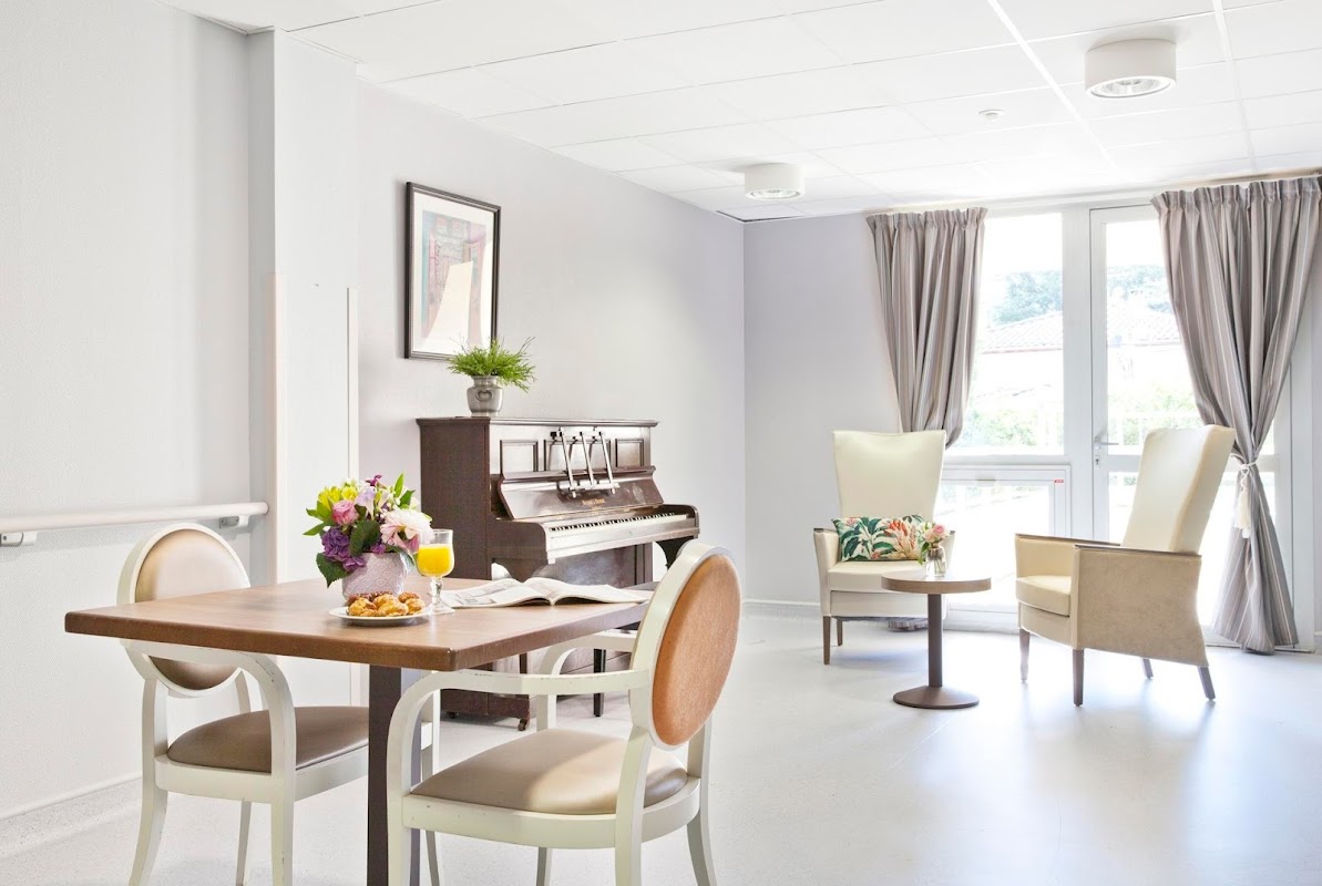 EHPAD Paul Éluard - Photo 5 sur 5 - Environnement et extérieurs