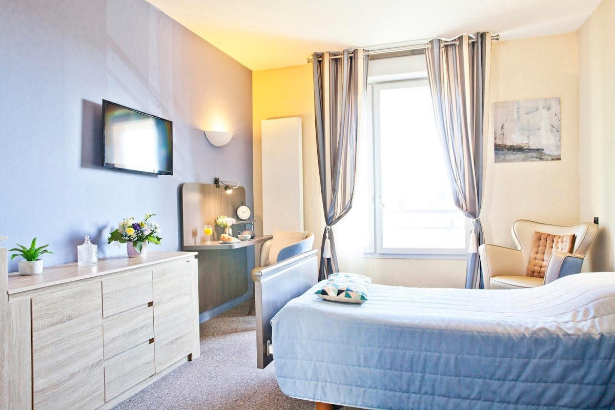 EHPAD Paul Éluard - Photo 2 sur 5 - Intérieur et espaces communs