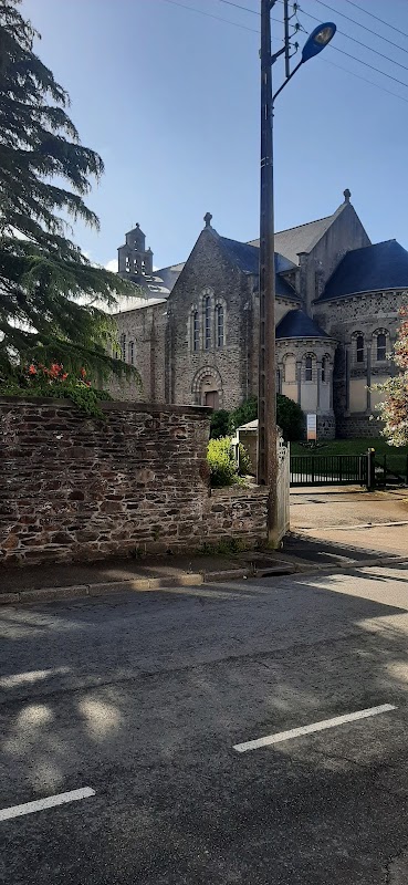 Maison de retraite Notre-Dame Plestin les Greves - Photo 2 sur 3 - Intérieur et espaces communs
