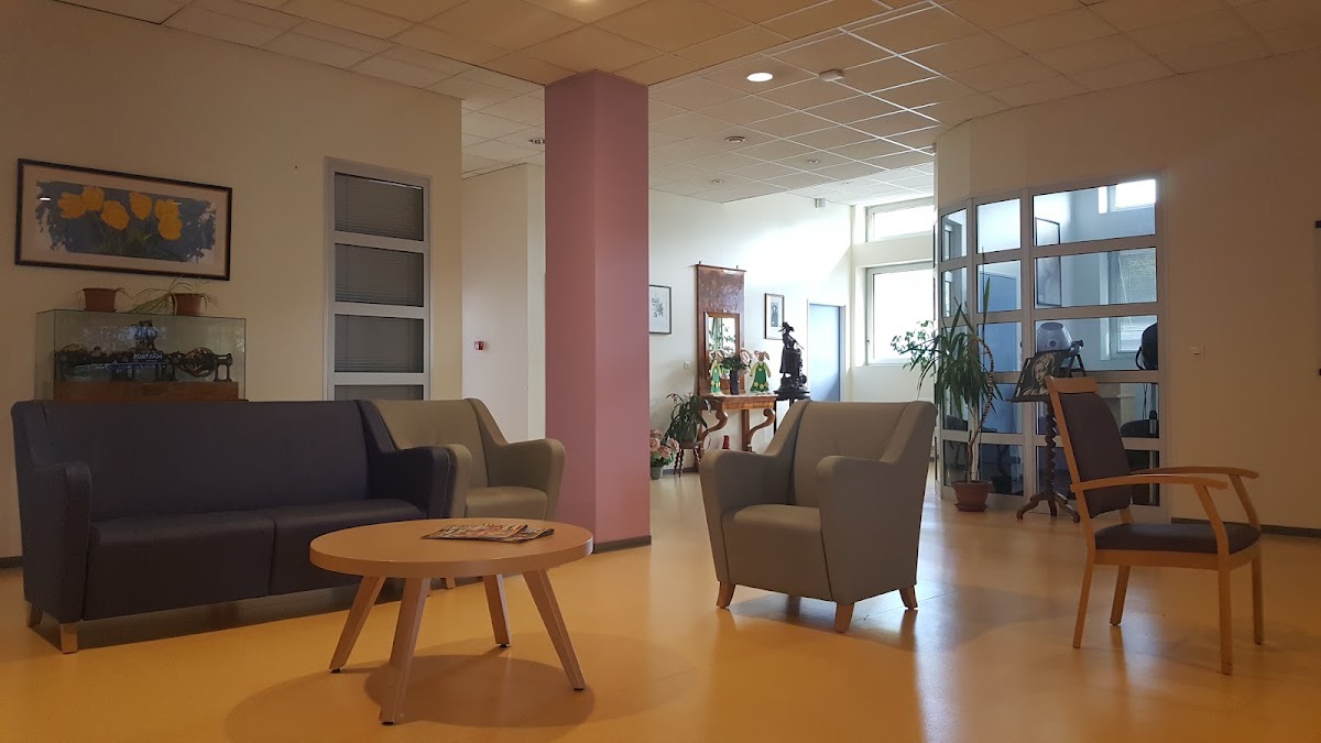 EHPAD Saint-Charles - Photo 2 sur 5 - Intérieur et espaces communs