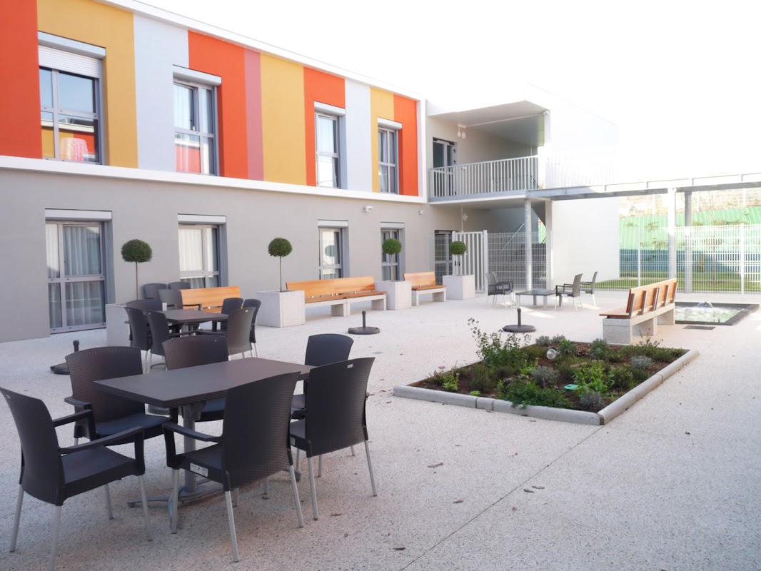 EHPAD Les 5 Sens - Photo 2 sur 2 - Intérieur et espaces communs