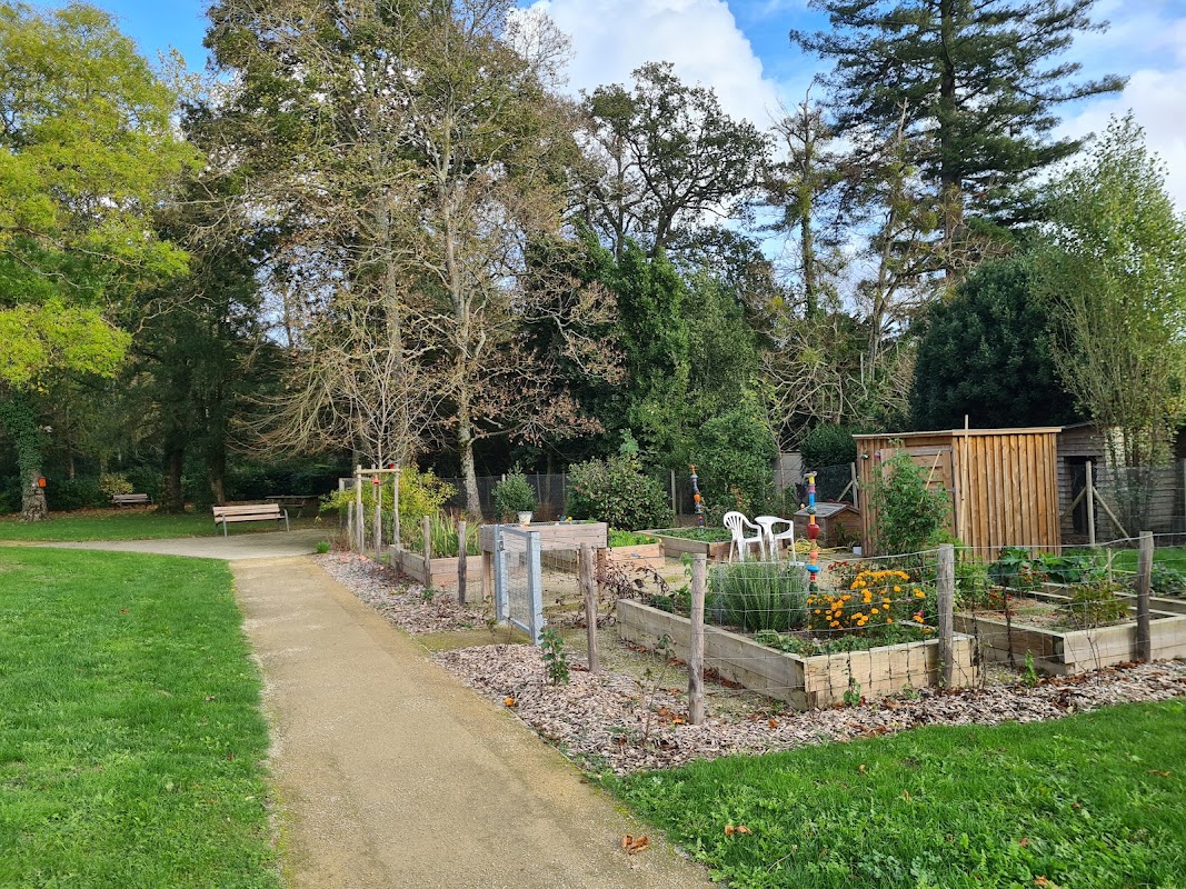 EHPAD Saint-Joseph la Hautière - Photo 5 sur 5 - Environnement et extérieurs