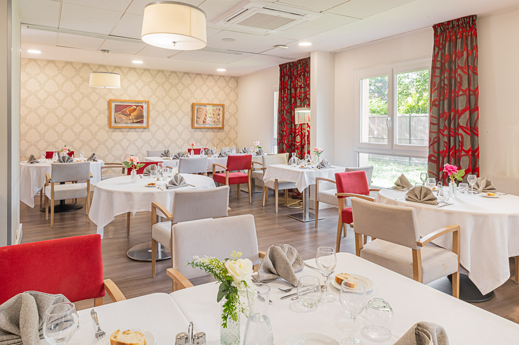 EHPAD Le prieuré de Dreux - Photo 5 sur 5 - Environnement et extérieurs