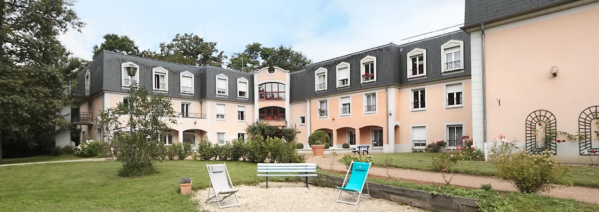 EHPAD Résidence Les chênes rouges - Photo 3 sur 5 - Chambres et hébergement