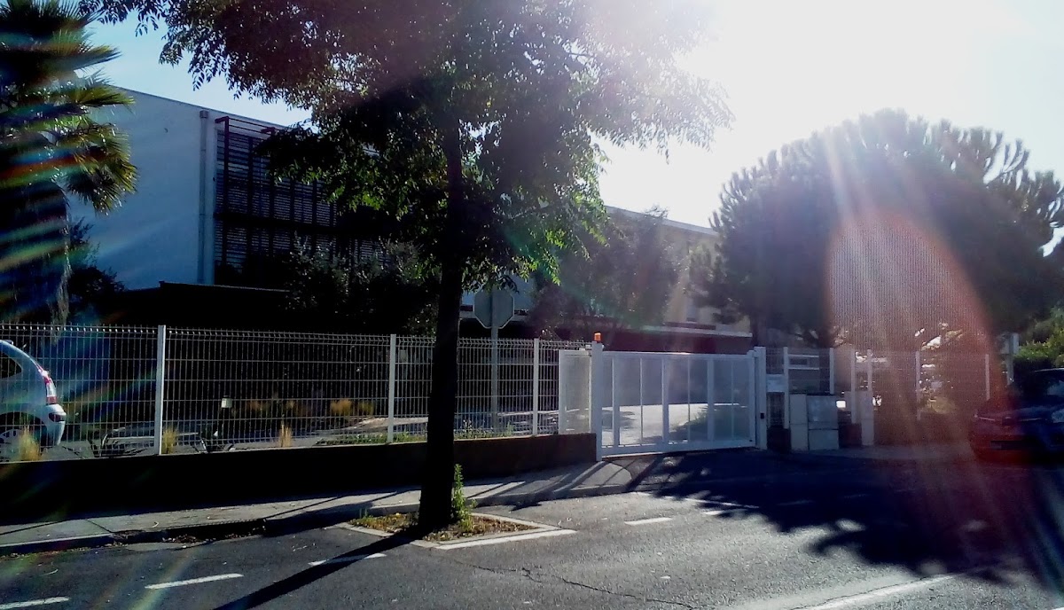 Photo de EHPAD MBV- Côté Canal, EHPAD à AIGUES MORTES