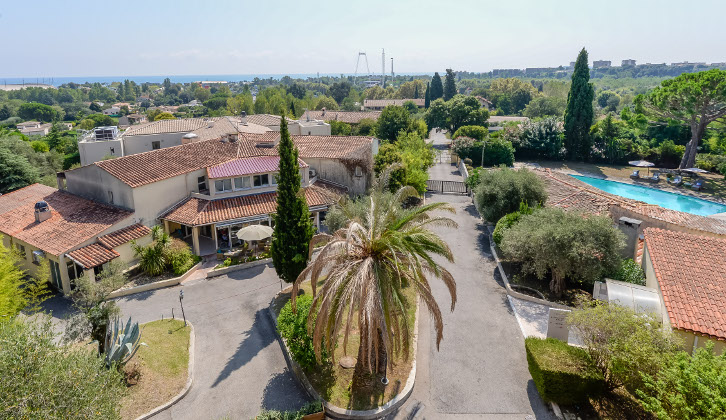EHPAD Château de la Brague - Photo 4 sur 5 - Espaces de vie