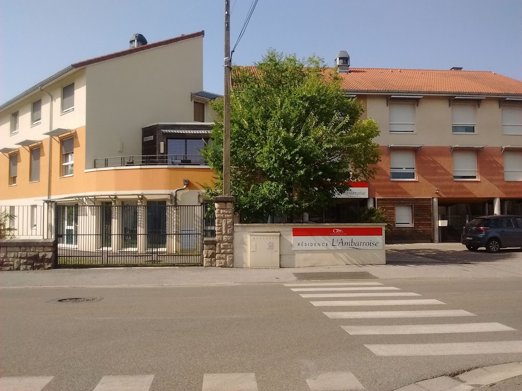 EHPAD L'Ambarroise - Photo 2 sur 5 - Intérieur et espaces communs