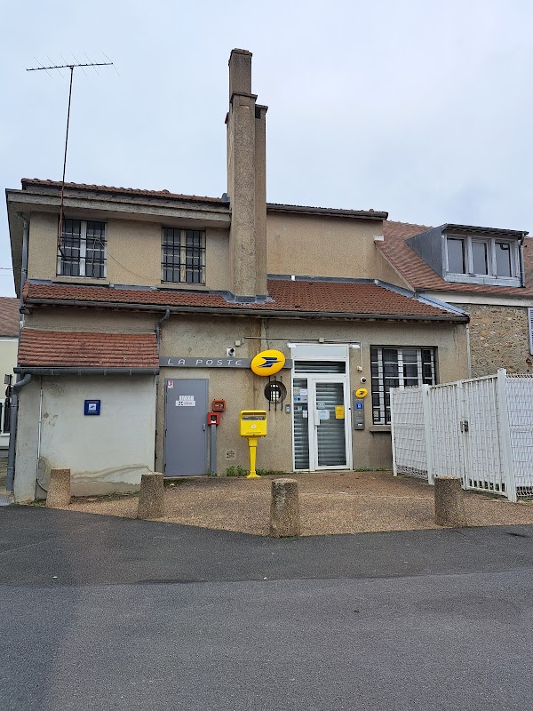 EHPAD du Châtelet - Photo 3 sur 5 - Chambres et hébergement