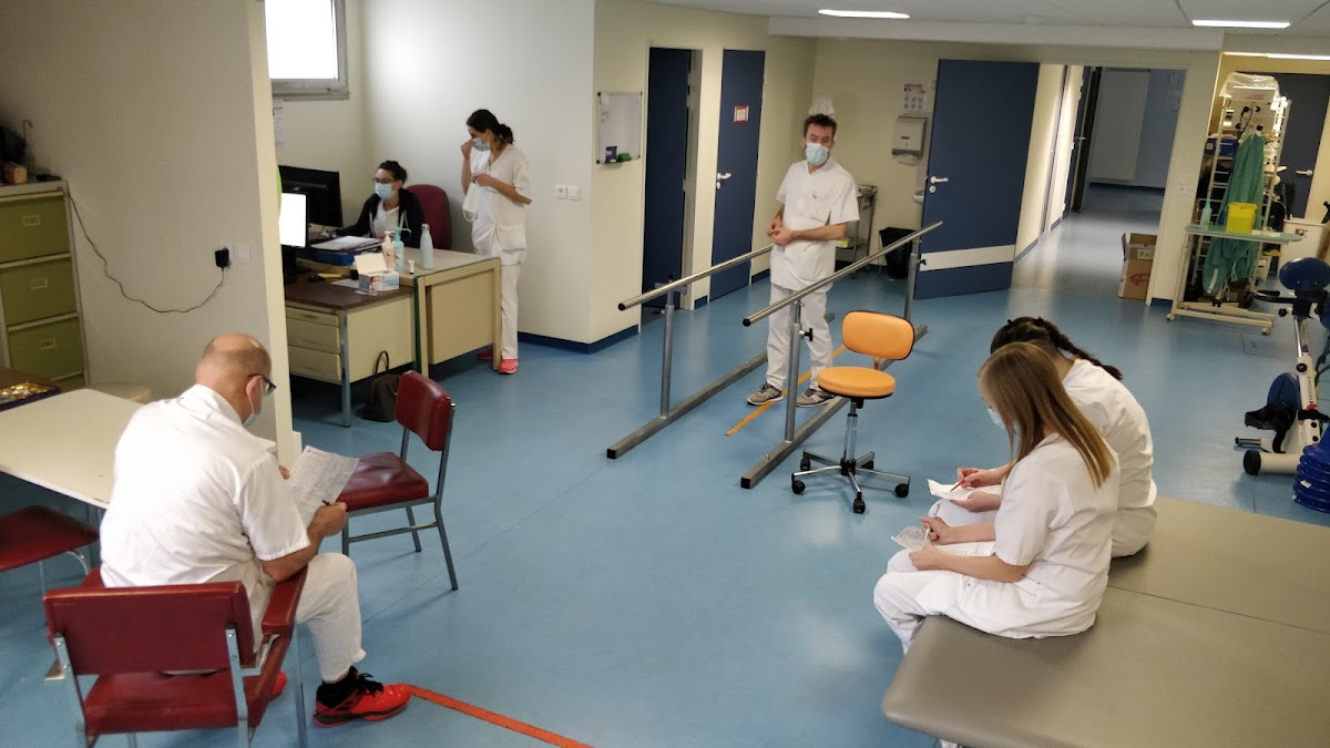 EHPAD Centre hospitalier Fougères - Photo 4 sur 5 - Espaces de vie