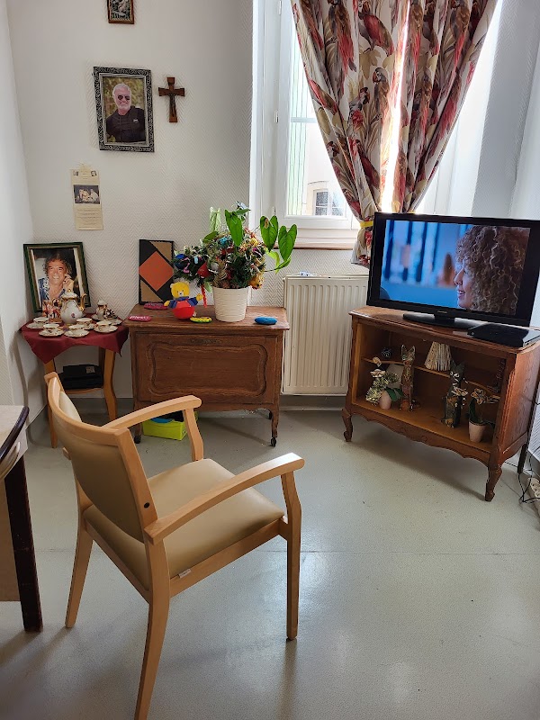 EHPAD  Saint-Roch - Photo 3 sur 5 - Chambres et hébergement