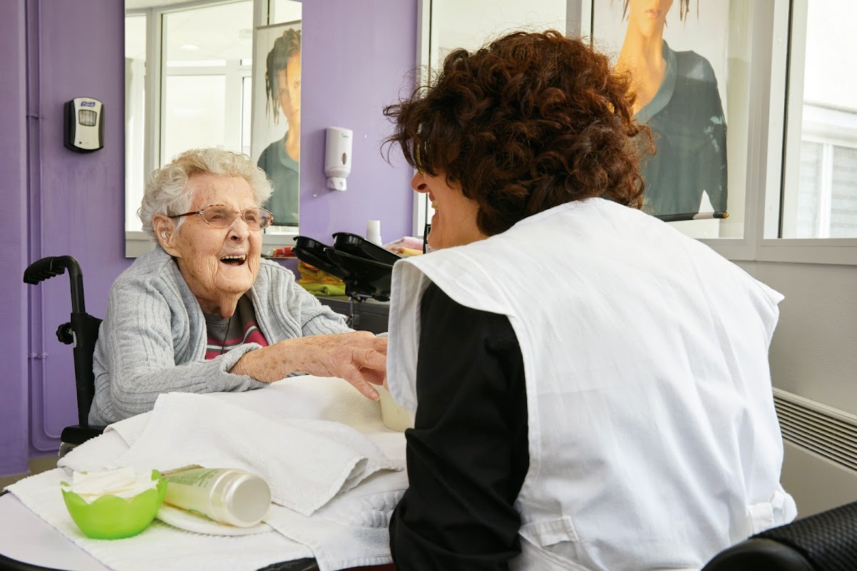 EHPAD Résidence de l'Ostrevent Montigny - Photo 2 sur 4 - Intérieur et espaces communs