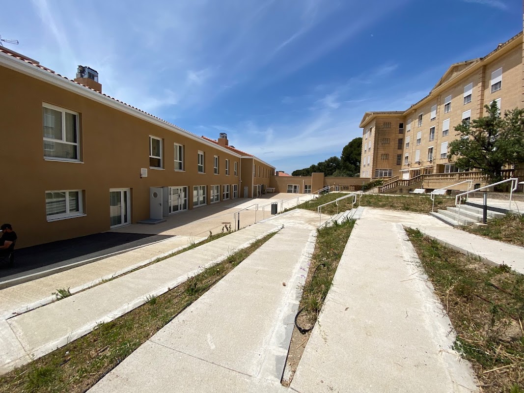 EHPAD Les Camoins - Photo 2 sur 4 - Intérieur et espaces communs