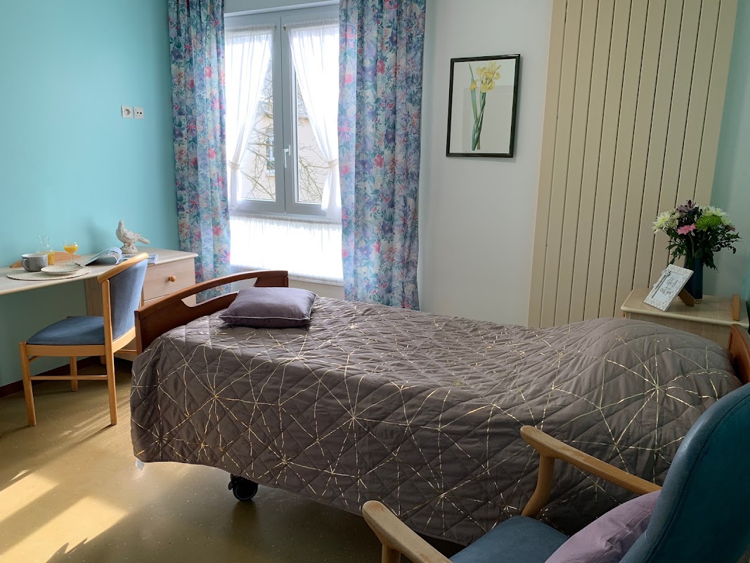 EHPAD Le Val Fleuri - Photo 2 sur 5 - Intérieur et espaces communs