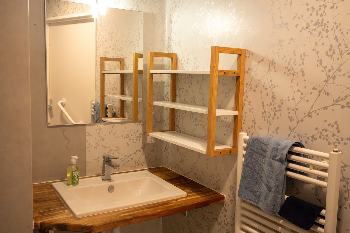 La Maison des Cytises - Photo 2 sur 5 - Intérieur et espaces communs