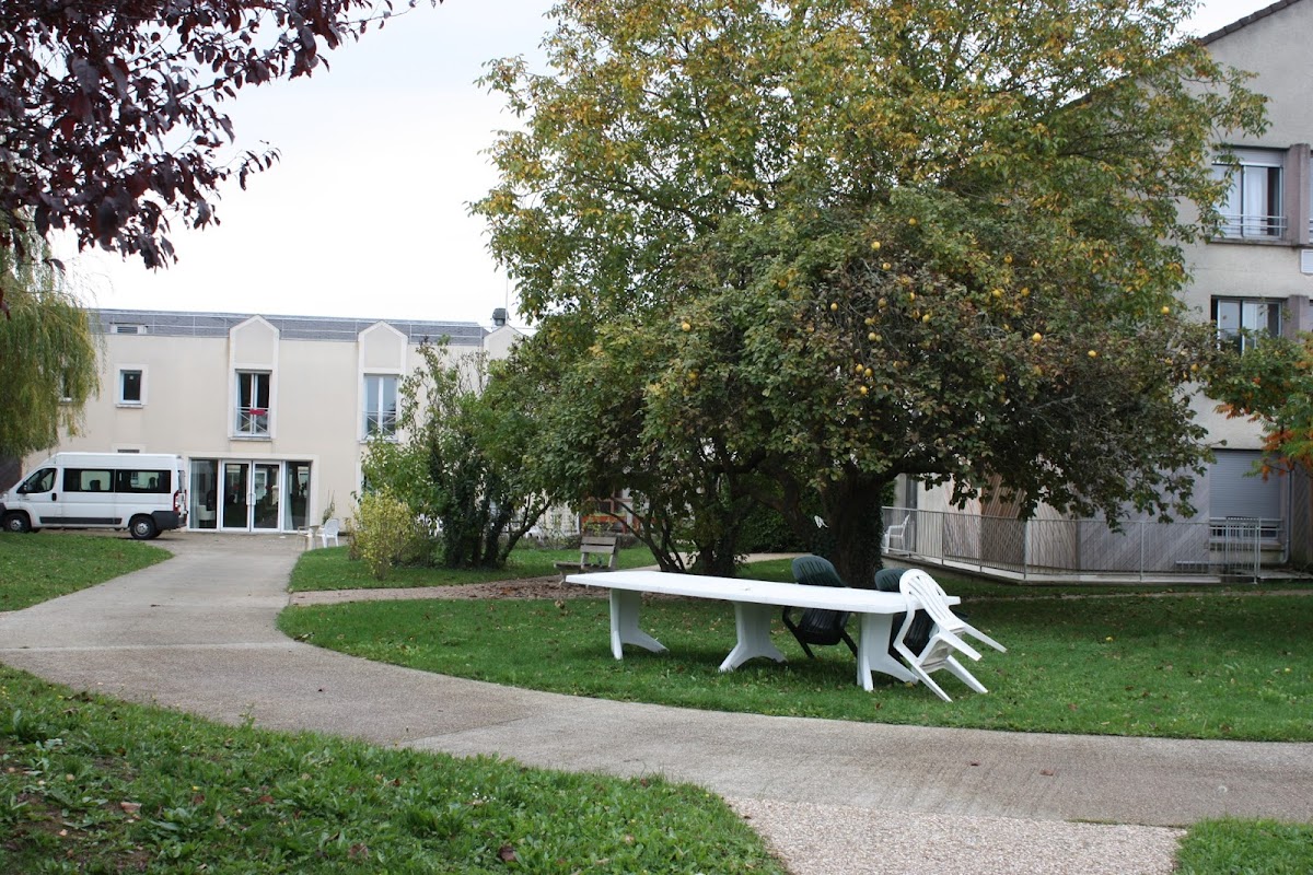 EHPAD Saint-Joseph - Photo 5 sur 5 - Environnement et extérieurs