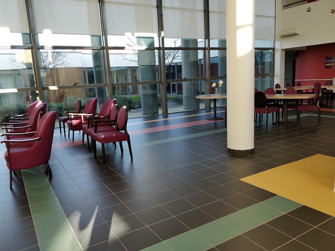 EHPAD Roz Avel - Photo 2 sur 5 - Intérieur et espaces communs