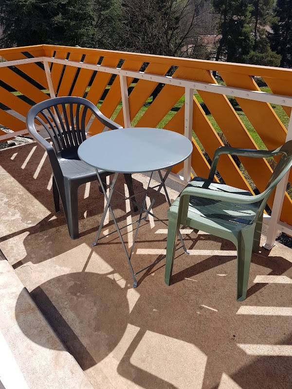 LOGEMENT FOYER ANDRE PERUFEL - Photo 5 sur 5 - Environnement et extérieurs